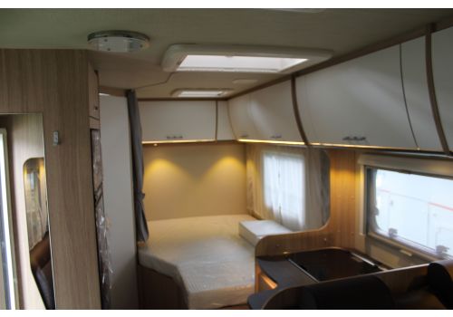 Low Profile Motorhome SUNLIGHT T-64 en Sale Occasion