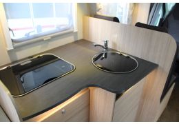 Low Profile Motorhome SUNLIGHT T-64 en Sale Occasion