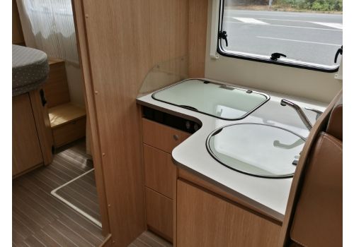Low Profile Motorhome SUNLIGHT T-69 10 year limited en Sale Occasion