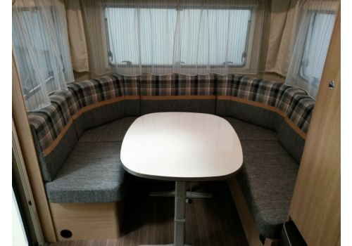 Caravan SUNLIGHT C 44 D njoy OFERTA FIN DE TEMPORADA en Sale Occasion