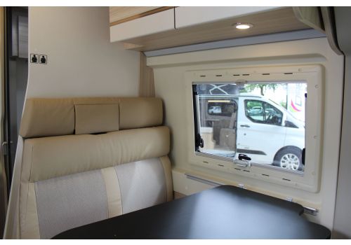 Camper Van DREAMER D68 FUN en Sale Occasion