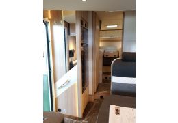 Low Profile Motorhome SUNLIGHT T 68 modelo 2019 en Catalog