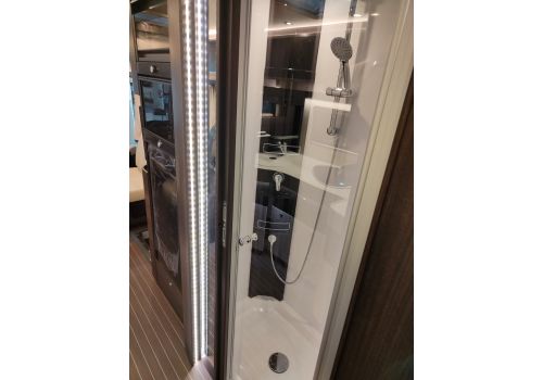 Integral Motorhome CONCORDE Credo 841M en Sale Occasion