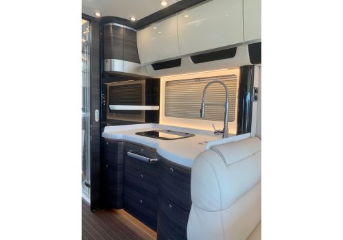 Integral Motorhome CONCORDE Charisma 910 MI en Sale Occasion