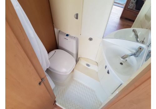 Caravan KNAUS Sundwind 550 en Sale Occasion