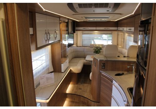 Capuchina Motorhome DETHLEFFS ALPA A 7820-2 Modelo 2019 en Sale Occasion