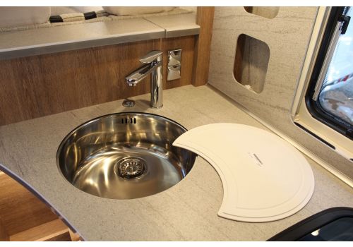 Capuchina Motorhome DETHLEFFS ALPA A 7820-2 Modelo 2019 en Sale Occasion