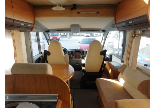 Integral Motorhome BURSTNER Elegance I-710 en Sale Occasion