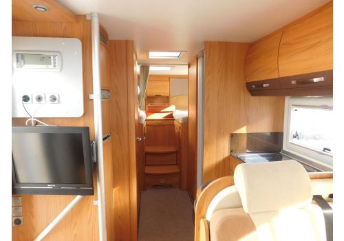 Integral Motorhome BURSTNER Elegance I-710 en Sale Occasion