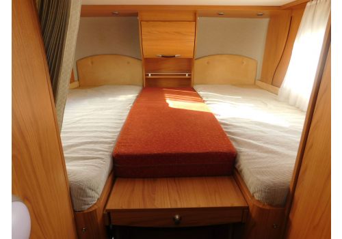 Integral Motorhome BURSTNER Elegance I-710 en Sale Occasion