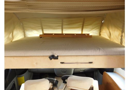 Integral Motorhome BURSTNER Elegance I-710 en Sale Occasion