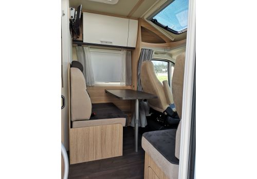 Low Profile Motorhome SUNLIGHT T 60 en Sale Occasion