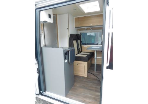 Camper Van SUNLIGHT Cliff 600 en Sale Occasion