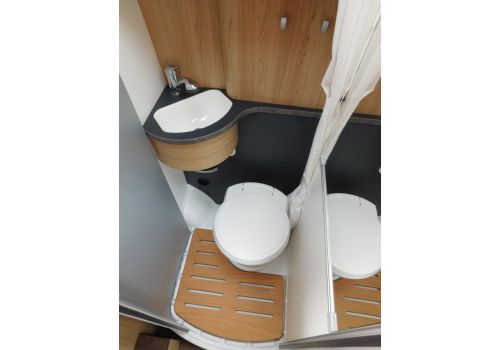 Camper Van SUNLIGHT Cliff 600 en Sale Occasion