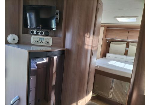 Low Profile Motorhome BURSTNER Ixeo IT 735 en Sale Occasion