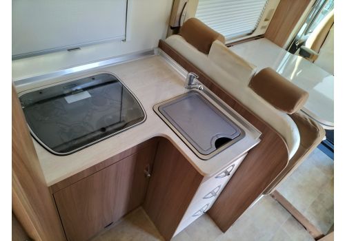 Low Profile Motorhome BURSTNER Ixeo IT 735 en Sale Occasion