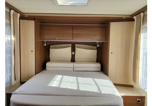 Low Profile Motorhome BURSTNER Ixeo IT 735 en Sale Occasion