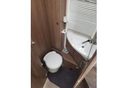 Low Profile Motorhome DETHLEFFS Dethleffs Trend 7057 DBM en Sale Occasion