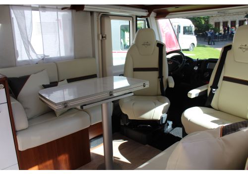 Integral Motorhome RAPIDO 8066dF Modelo 2020 en Sale Occasion