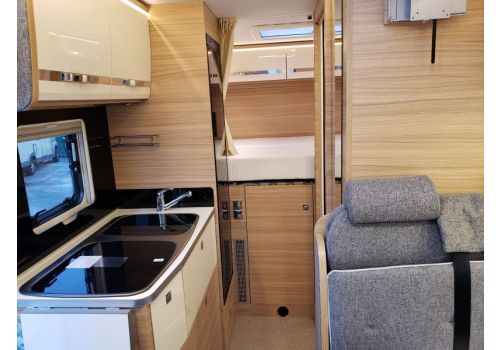 Low Profile Motorhome DETHLEFFS Globebus T1 en Sale Occasion