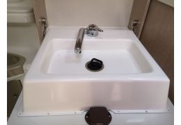 Low Profile Motorhome ILUSION 590 XMK Modelo 2019 en Sale Occasion
