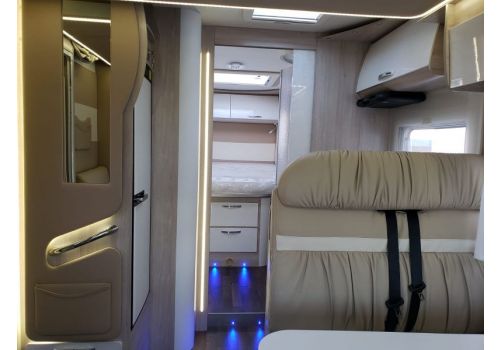 Low Profile Motorhome ILUSION 730 XMK Special Edition en Sale Occasion