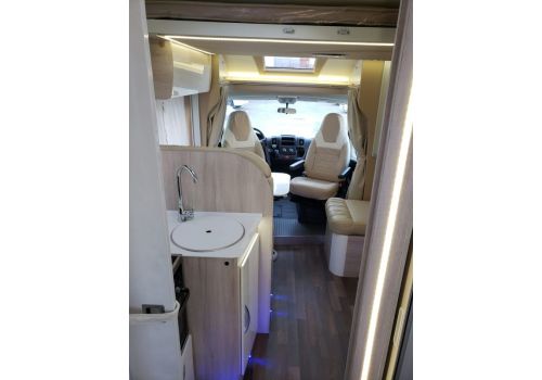 Low Profile Motorhome ILUSION 730 XMK Special Edition en Sale Occasion