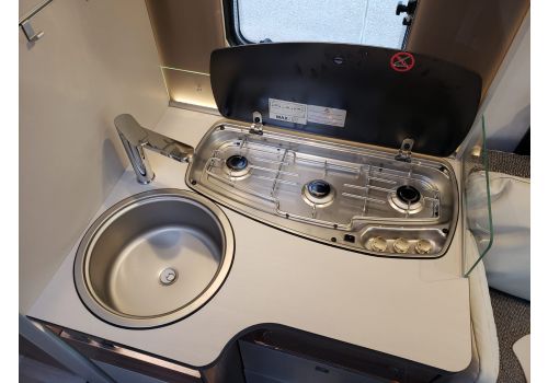Low Profile Motorhome DETHLEFFS Trend T 7057 EBL en Sale Occasion