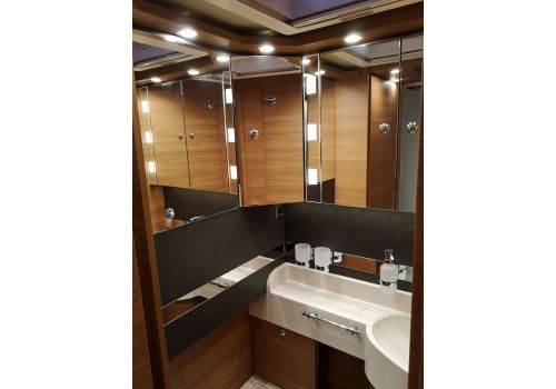 Integral Motorhome CARTHAGO Chic C-Line 5.3 Modelo 2019 en Sale Occasion