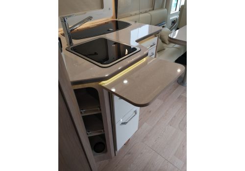 Integral Motorhome RAPIDO 8066dF Modelo 2019 en Sale Occasion