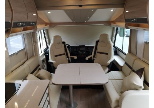Integral Motorhome RAPIDO 8066dF Modelo 2019 en Sale Occasion