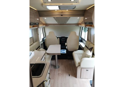 Integral Motorhome RAPIDO 8066dF Modelo 2019 en Sale Occasion