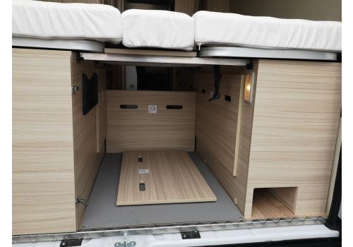 Camper Van DREAMER D68 FUN Modelo 2019 en Sale Occasion