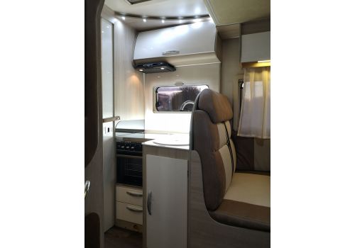 Low Profile Motorhome ILUSION 740 Special Edition Modelo 2019 en Sale Occasion
