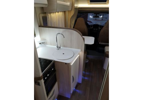 Low Profile Motorhome ILUSION 740 Special Edition Modelo 2019 en Sale Occasion