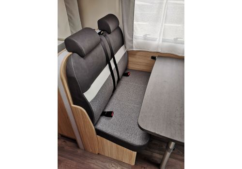 Low Profile Motorhome SUNLIGHT T-58 Modelo 2019 en Sale Occasion