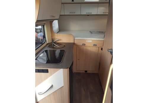 Low Profile Motorhome SUNLIGHT T 60 modelo 2019 en Sale Occasion