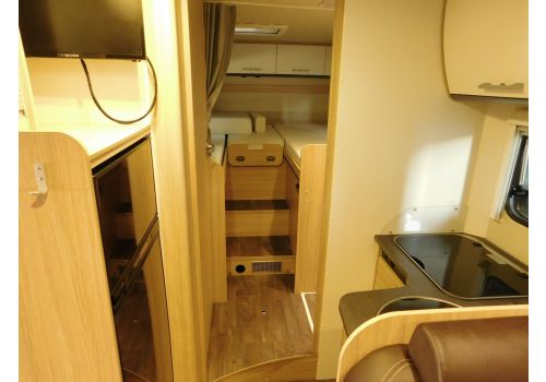 Low Profile Motorhome SUNLIGHT T68 en Sale Occasion