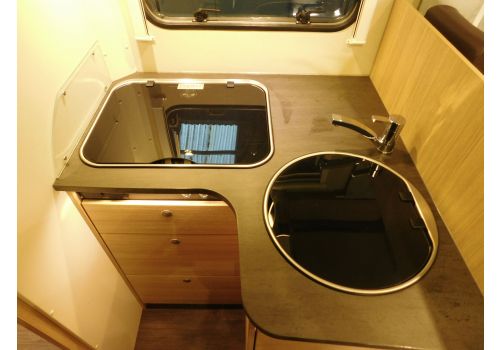 Low Profile Motorhome SUNLIGHT T68 en Sale Occasion