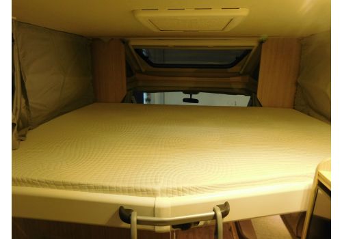 Low Profile Motorhome SUNLIGHT T68 en Sale Occasion