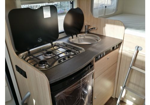 Low Profile Motorhome SUNLIGHT T 60 en Sale Occasion