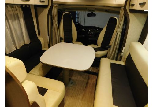 Low Profile Motorhome BENIMAR Mileo 200 en Sale Occasion