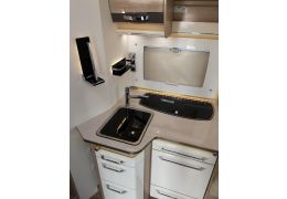 Low Profile Motorhome RAPIDO 686 F en Sale Occasion