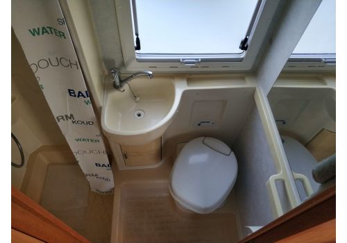 Capuchina Motorhome RIMOR 727-TC en Sale Occasion