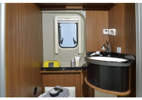 Camper Van GLOBECAR Campscout Revolution modelo 2016 en Sale Occasion
