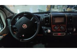 Low Profile Motorhome BURSTNER Solano T727 en Sale Occasion