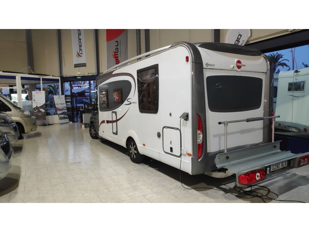 Low Profile Motorhome BURSTNER Solano T727 in Sale Occasion - Yakart  Motorhomes