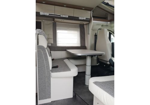 Low Profile Motorhome DETHLEFFS Trend T 7057 DBM en Sale Occasion