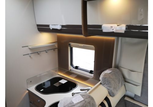 Low Profile Motorhome DETHLEFFS Trend T 7057 DBM en Sale Occasion