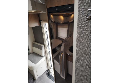 Low Profile Motorhome DETHLEFFS Trend T 7057 DBM en Sale Occasion